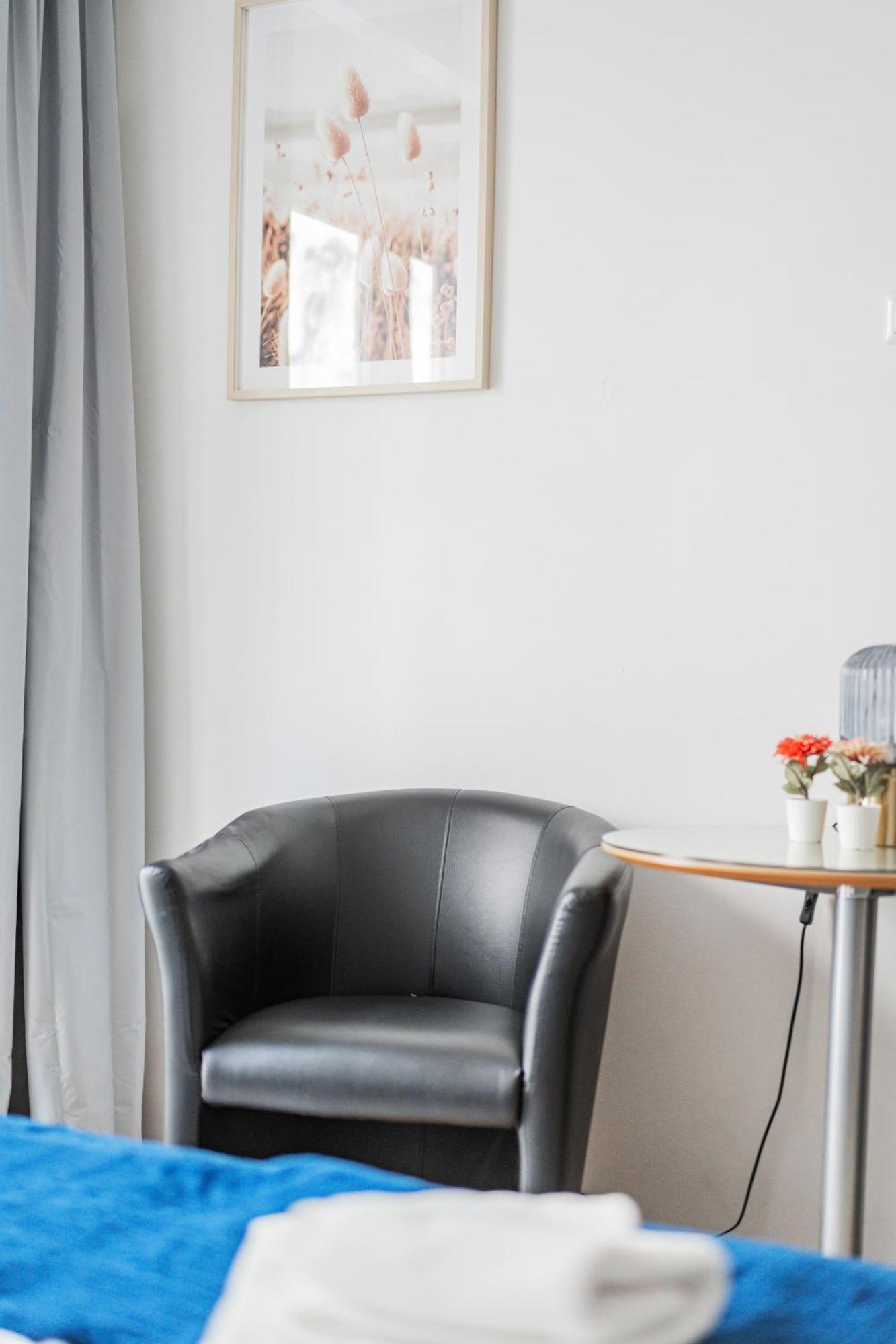 Studio Next To Karlskirche #17 Apartment Vienna Luaran gambar